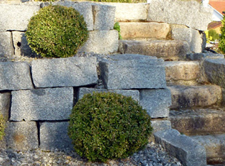 Trockenmauer aus Granit